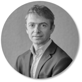 Dr Lee Walsh